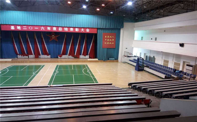 學(xué)校籃球場木地板泡水的原因