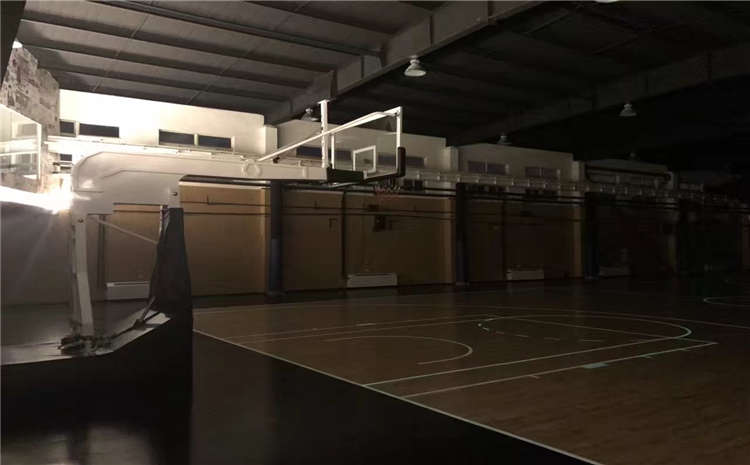 橡膠木運動體育地板施工技術方案