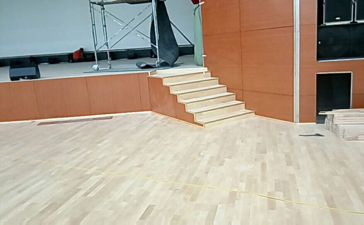 柞木籃球場木地板哪家好