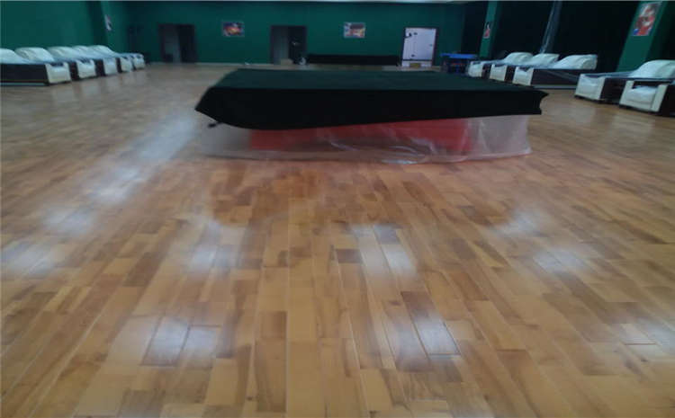 國內體育館木地板施工方式有哪些