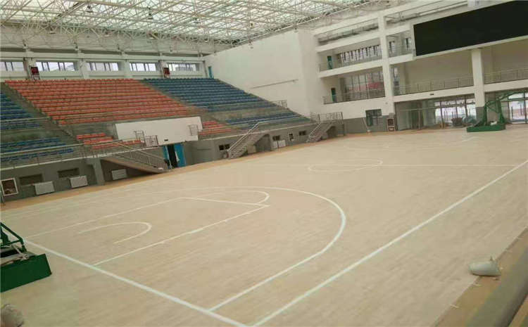五角楓運動體育地板圖片及價格