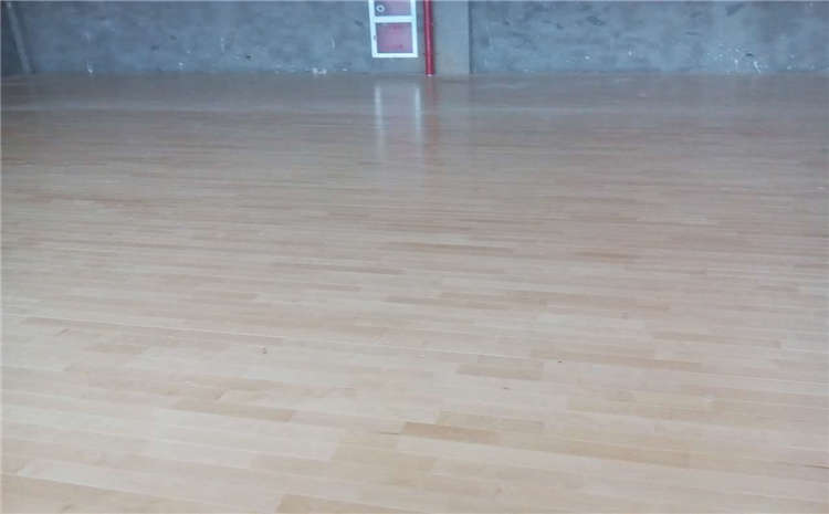 運動木地板翻新的工藝流程是什么？