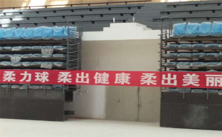 22厚運動木地板施工方案