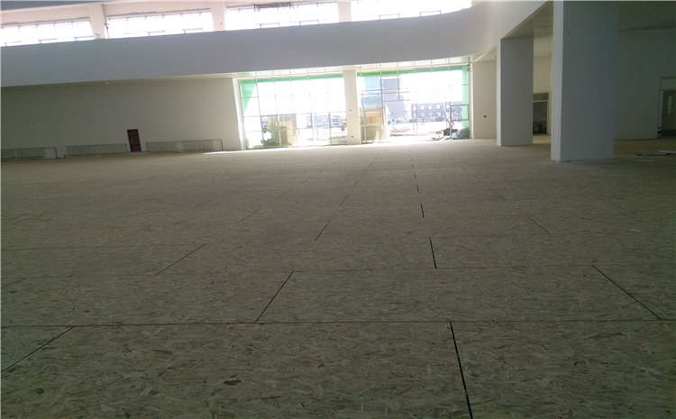 24厚體育館木地板色差解決辦法