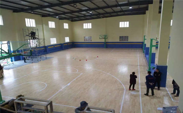 五角楓NBA籃球場木地板一般多少錢？