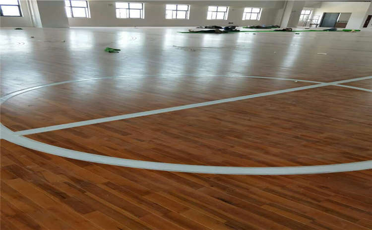 硬木企口風雨操場木地板施工工藝有哪些