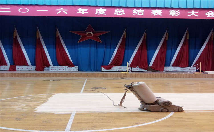 橡膠木籃球場(chǎng)木地板保養(yǎng)怎么做