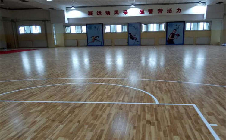 松木體育木地板打磨翻新