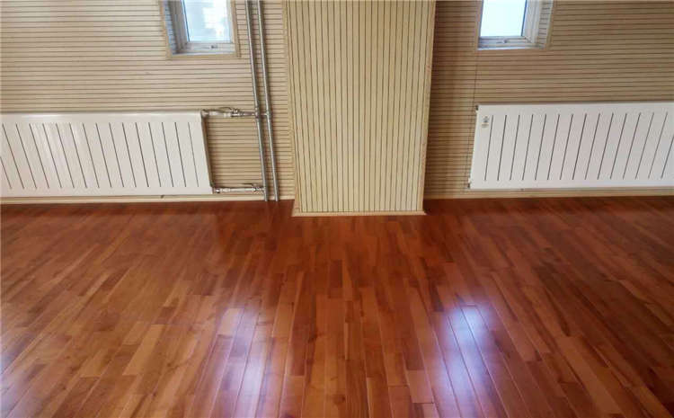 成都學校羽毛球館木地板價格