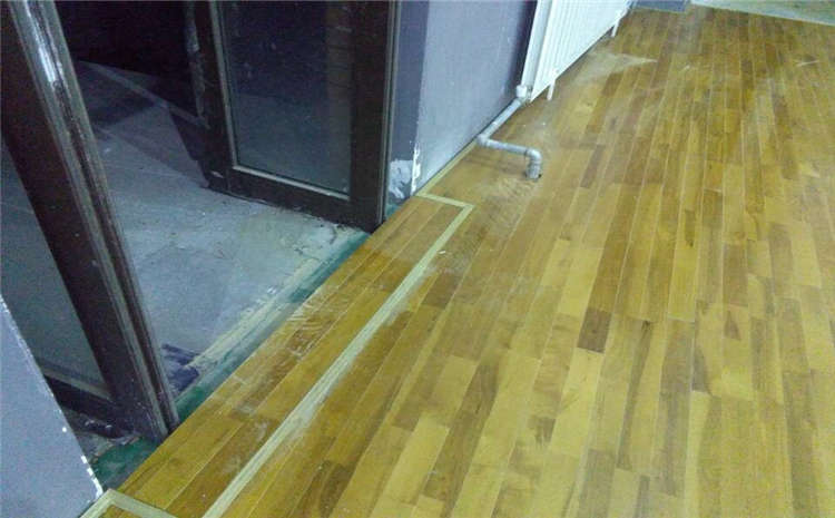湖北安裝運動木地板施工方案